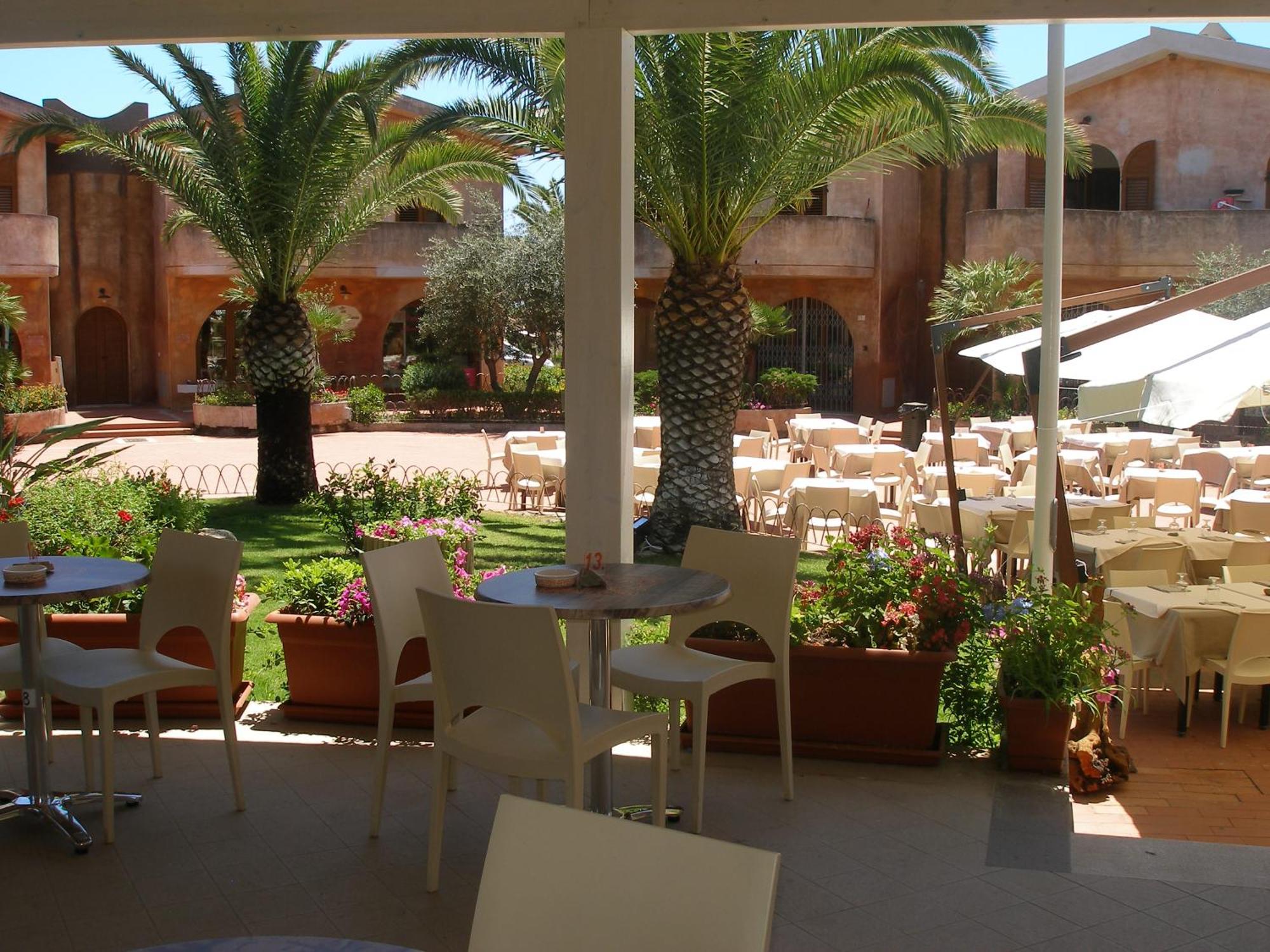 Ferienwohnung Le Residenze Di Piazza Italia Costa Rei Exterior foto