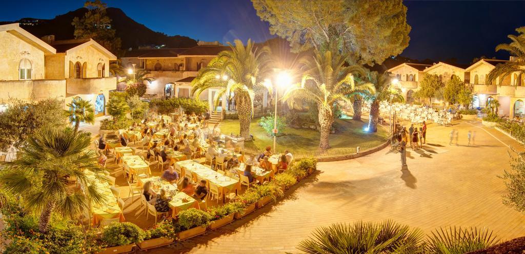 Ferienwohnung Le Residenze Di Piazza Italia Costa Rei Exterior foto